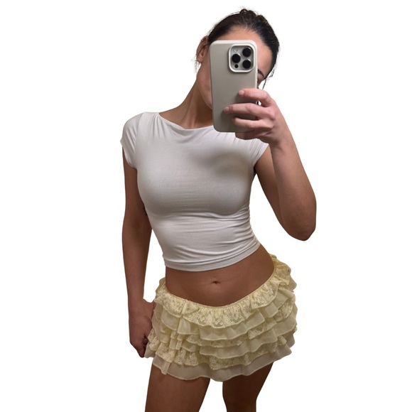 Source Unknown Cream Ruffled Skort - Picture 3 of 9